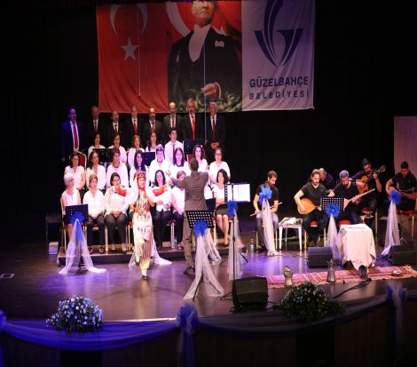 Güzelbahçe’de türkü gecesi