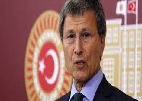 Halaçoğlu: AKP ‘Savaş var’ deyip referandumu rafa kaldırabilir