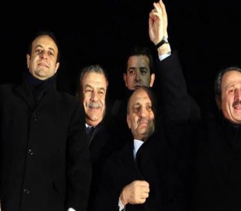 HDP'den 4 eski bakan hakkında suç duyurusu