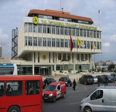 istanbul ticaret universitesi 50 burs ucretleri