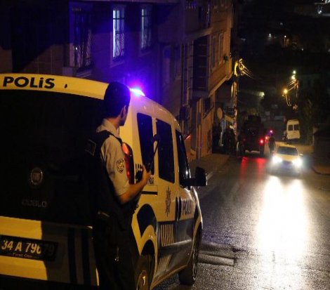 İstanbul'da gece yarısı çatışma