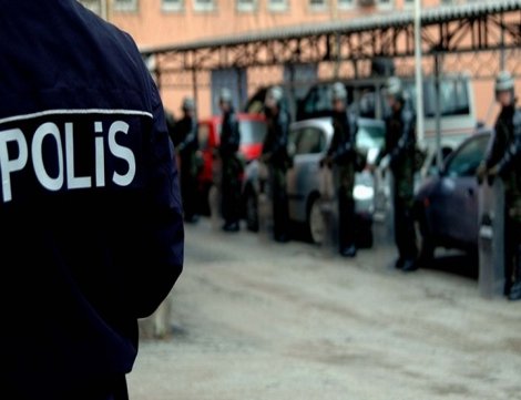 İstanbul'da uyuşturucu operasyonu: 70 adrese baskın