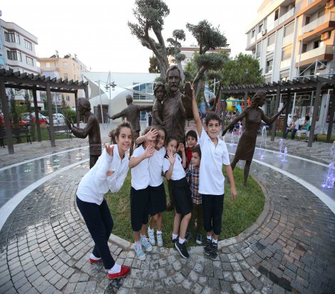 Karşıyaka’nın parklarına modern dokunuş