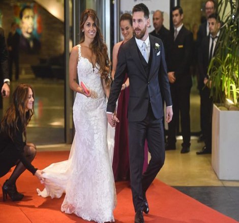 Lionel Messi ve Antonella Roccuzzo evlendi
