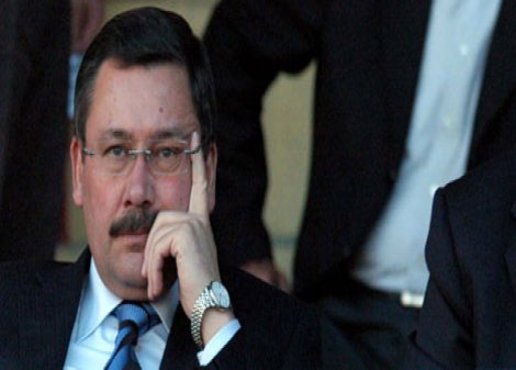 Melih Gökçek, Erdoğan'ı, kendisini ve AKP'lileri tiye alan videoyu paylaştı Melih Gökçek, Erdoğan'ı, kendisini ve AKP'lileri tiye alan videoyu paylaştı