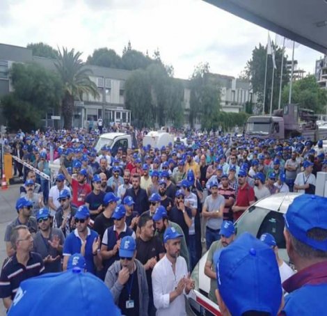 Petkim işçilerinin süresiz iş bırakma eylemi başladı