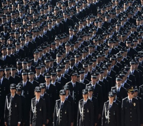 Rahmi yok diye polis akademisinden attılar