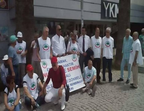 Tüm Emekliler Sendikası İzmir Şubesi'nden Gülmen ve Özakça'ya destek Tüm Emekliler Sendikası İzmir Şubesi'nden Gülmen ve Özakça'ya destek