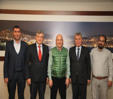 Tüm Yerel Sen Kartal Belediye Başkanı Altınok Öz'ü ziyaret etti Tüm Yerel Sen Kartal Belediye Başkanı Altınok Öz'ü ziyaret etti