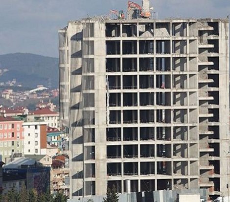Türk Telekom'un milyonlarca liralık inşaat harcaması çöpe gitti