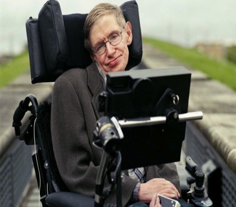 Ünlü isimler Stephen Hawking'in sesi olmak için sıraya girdi