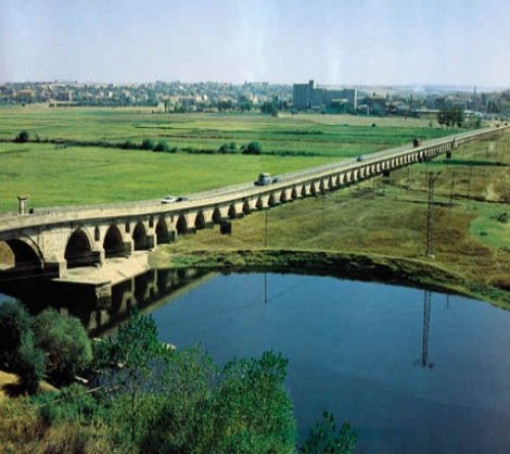 Uzunköprü, Avrupa'nın en uzun taş köprüsü