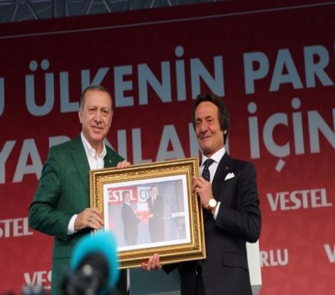 Vestel işçileri zorla Erdoğan'ın katıldığı törene götürüldü Vestel işçileri zorla Erdoğan'ın katıldığı törene götürüldü