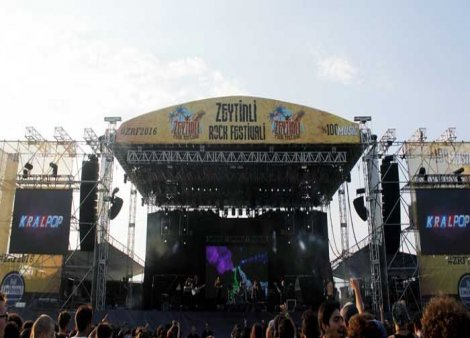 Zeytinli Rock Festivali başlıyor