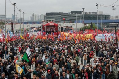 1 Mayıs kutlamasında Türkçe ve Kürtçe ortak metin