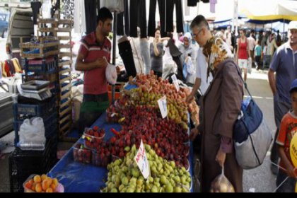 4 kişilik bir ailenin açlık sınırı bin 708 liraya yükseldi