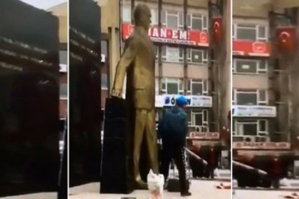 Adapazarı'nda Atatürk anıtına baltayla saldıran kişi tutuklandı