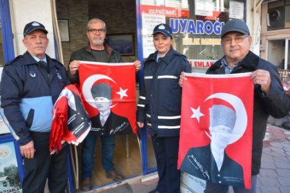 Atatürk portresine yapılan bıçaklı saldırı Dikili halkı tarafından lanetlendi