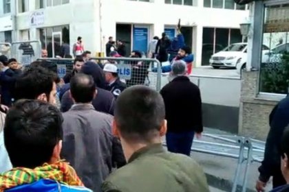 Bakırköy'de 1 Mayıs kutlamasında polis havaya ateş açtı