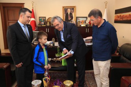 Bandırma Belediyesi'den spora ve sporcuya tam destek