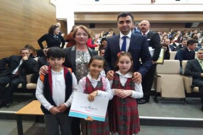 Bedia Midilli İlkokulu Foça'nın ilk Beslenme Dostu Okulu oldu