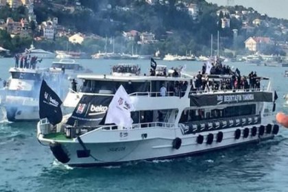 Beşiktaş şampiyonluğunu kutluyor