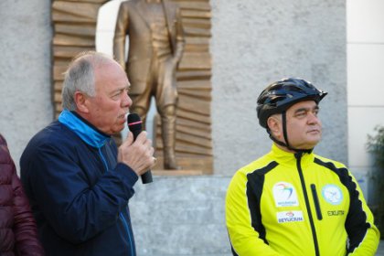 Beylikdüzü Kırlangıç Bisiklet Kulübü Çanakkale şehitleri için yola çıktı