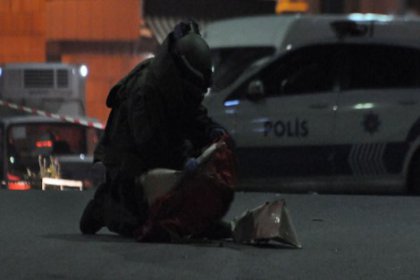 Beyoğlu'nda tabut şeklindeki kutu polisi alarma geçirdi!