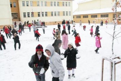 Bursa'da okullara kar tatili