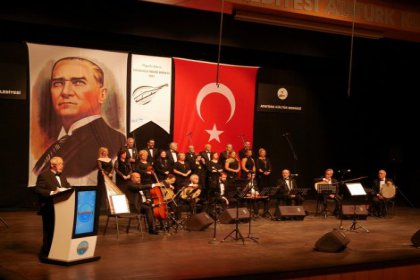 Büyükçekmece’de sokak hayvanları yararına konser