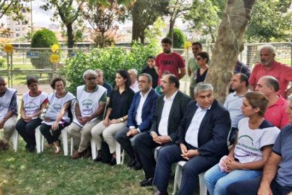 CHP'den HDP'nin 'Vicdan ve adalet nöbeti'ne destek ziyareti