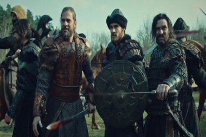 Diriliş Ertuğrul'un yapımcısı: Game of Thrones'tan daha iyi projeler çıkarabiliriz