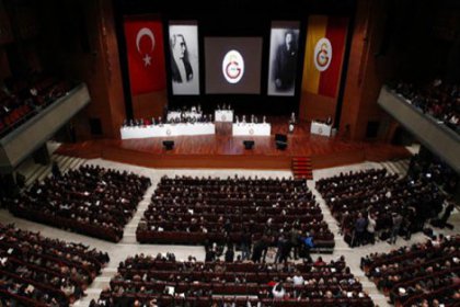 Hükümet tepki gösterdi, Galatasaray Genel Kurulu olağanüstü toplantı kararı aldı