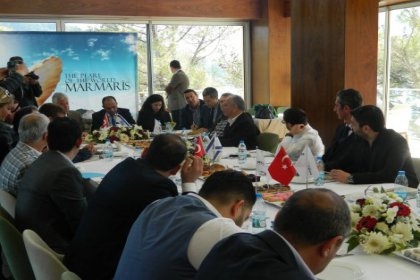 İsrail Başkonsolusu, Marmaris Belediye Başkanı ve turizmcilerle buluştu