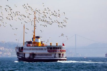 İstanbul'da vapur seferleri gece 01.00'e kadar uzatıldı