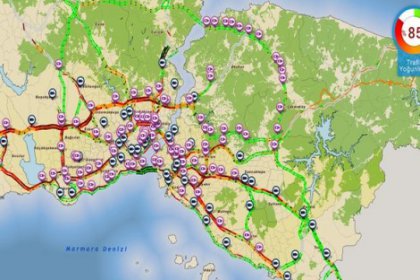 Kar başladı, İstanbul trafiği kilitlendi!