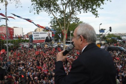 Kılıçdaroğlu, Beşiktaş'taki 19 Mayıs kutlamalarına katıldı