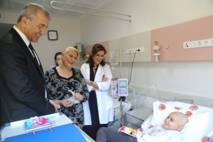 Lösemili çocuklara moral ziyareti