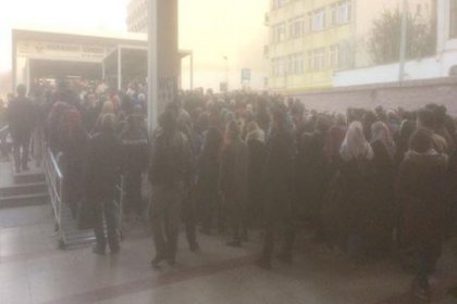 Marmaray'da yolcular sayıyla alınıyor!