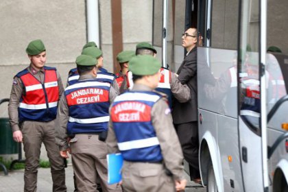 'Mezuniyet töreninde Hulusi Akar, Hakan Fidan'ı alıp başka bir masaya geçti'