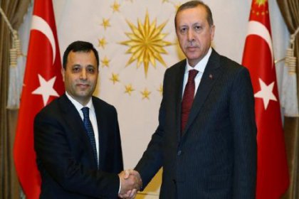 Muhalefetin referandumun iptali için başvuracağı AYM'nin başkanı Saray'da!