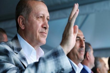 'Ofisine bir Erdoğan bir Abdülhamid Han tablosu asan ihalesini alıp yürüyor'