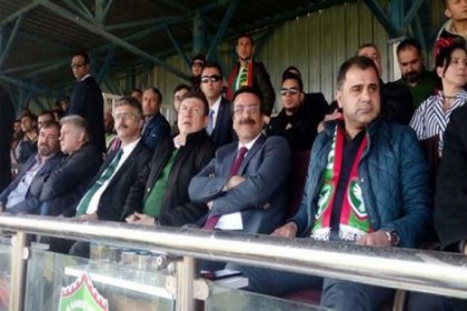 Protesto edilen kayyum, Amedspor maçını terk etti