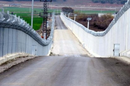 'Türkiye-İran sınırına duvar örülecek'
