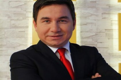 Ülke TV'de spiker, TRT'de Genel Sekreter oldu