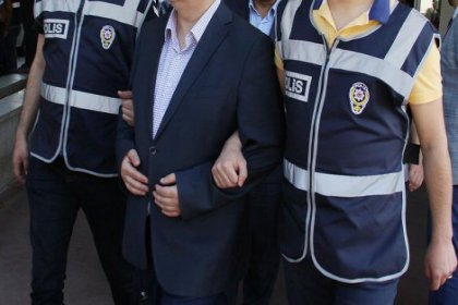 Uşak'ta 'FETÖ' operasyonu: 8 kişi tutuklandı