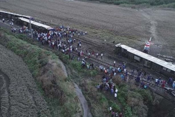 25 kişinin hayatını kaybettiği tren faciasında soruşturma ilerletilmiyor