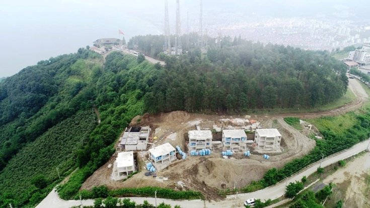 AKP'li Ordu Büyükşehir Belediyesi kentin seyir terasını betonlaşmaya açtı