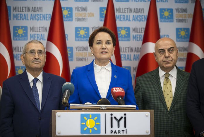 Akşener, Meclis'i 'Milli Ekonomi' gündemiyle toplantıya çağırdı: 'Berat Albayrak istifa etmeli'