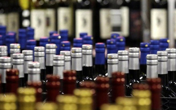 Alkollü içkilerde ÖTV yüzde 23.9, sigarada yüzde 2.8 artacak